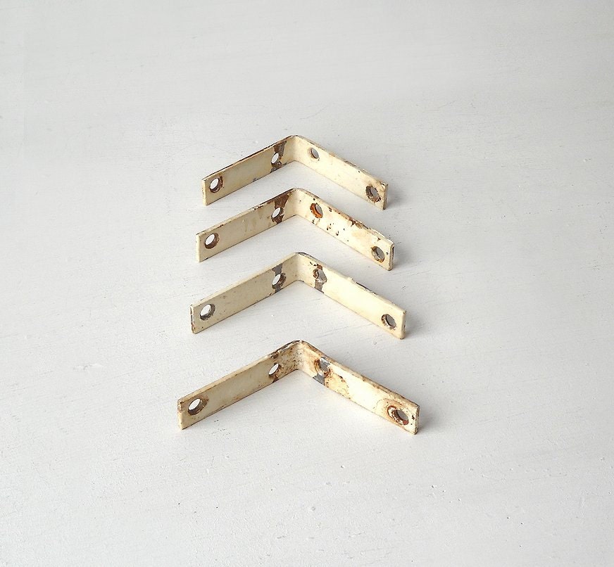 4 Industrial Shelf Brackets Small White Chippy Paint Shabby Cottage