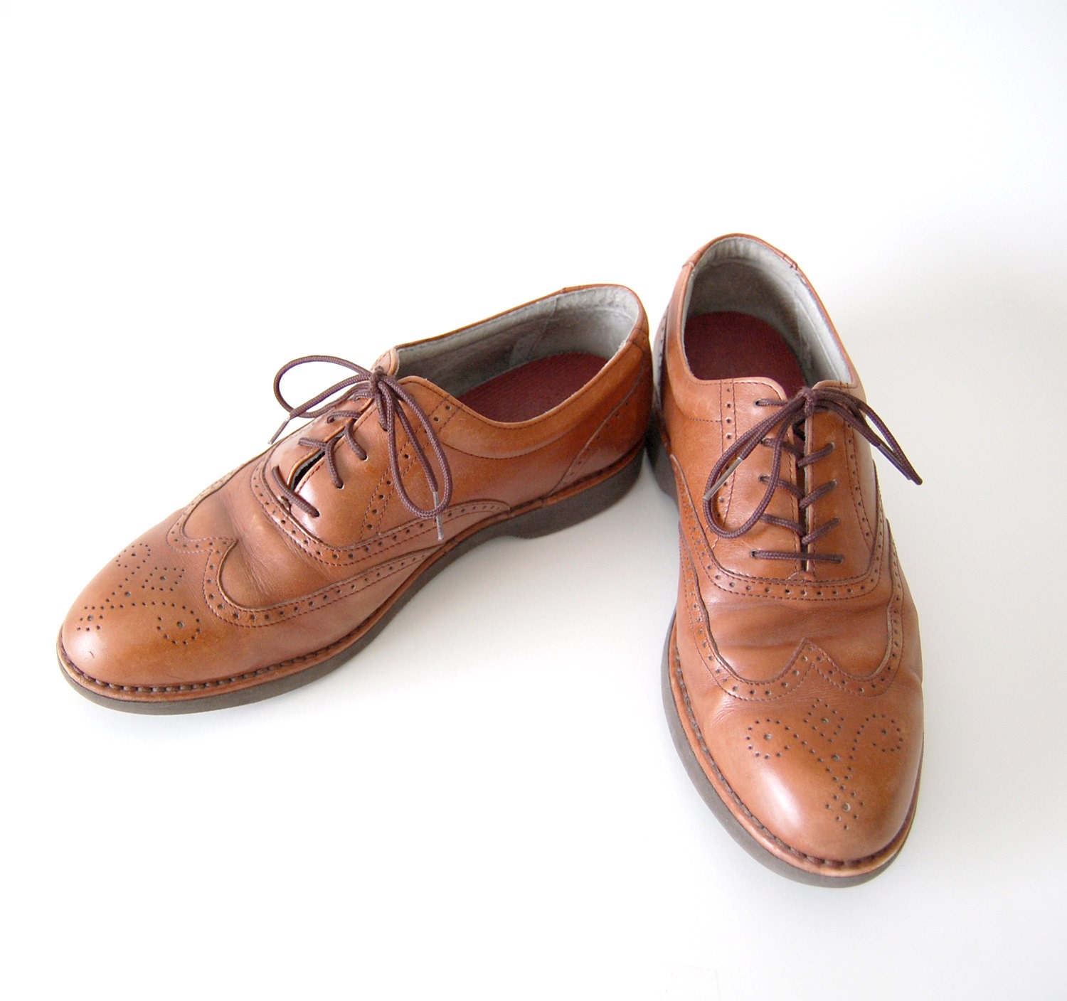 vintage mens brogues / leather wing tips / oxfords / tobacco brown lace up shoes / 9 M Mens / 10.5 Womens