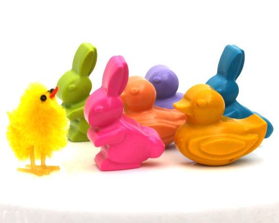 Kids' EASTER BASKET CRAYONS Toys - Spring Bunny Rabbit & Baby Duck Coloring Party Favors - Set of Six (6) - Eco-Friendly - Free Gift Box
