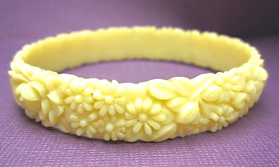 Vintage 40s Carved Floral Celluloid Bracelet