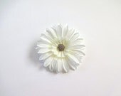 Bridal Ivory Daisy Hair Pin