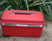 VINTAGE Samsonite RED Train Case luggage
