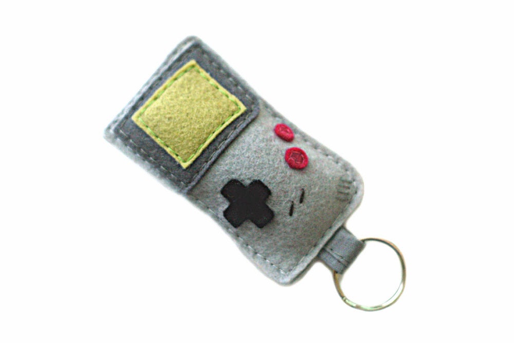 Gameboy Keyring  - Retro 80s Videogame Keychain