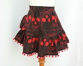 Womans Half Apron With Ruffle and Skulls