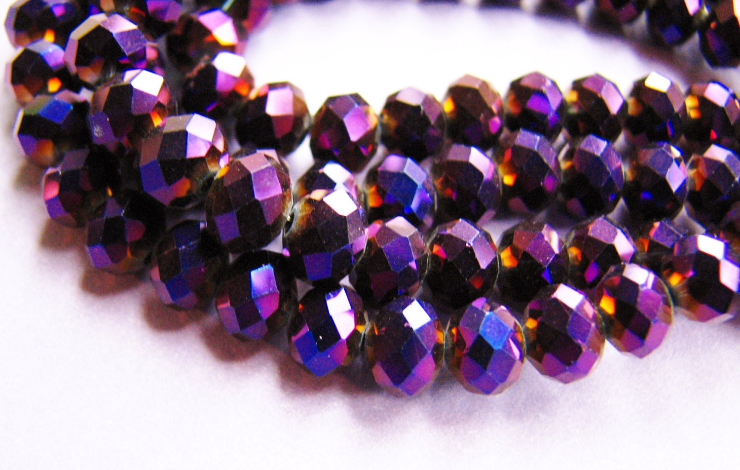 Magenta Purple Reflective Faceted Crystal Rondelles(str) b2226