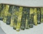 SALE - Yellow Turquoise Mini Cleopatra Collar Fan 13pc Bead Set M1