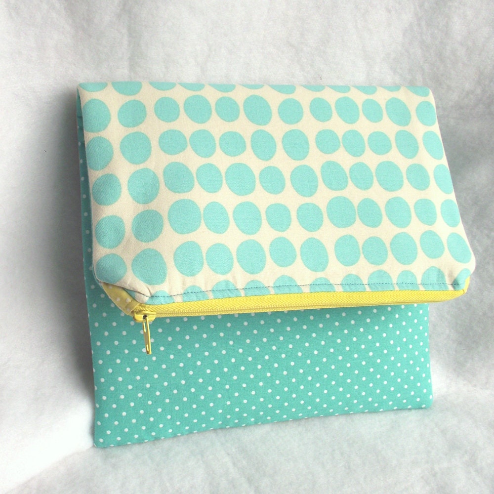 aqua dot fold-over clutch, turqoise and yellow padded sleeve for tablet, nook, kindle, e-reader cover, zipper pouch