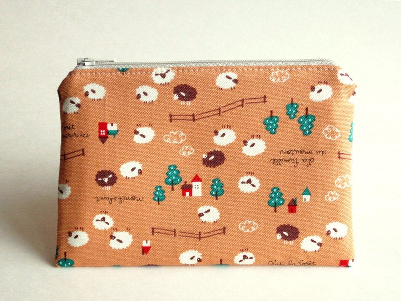 Zippered Pouch - Sheep on peach