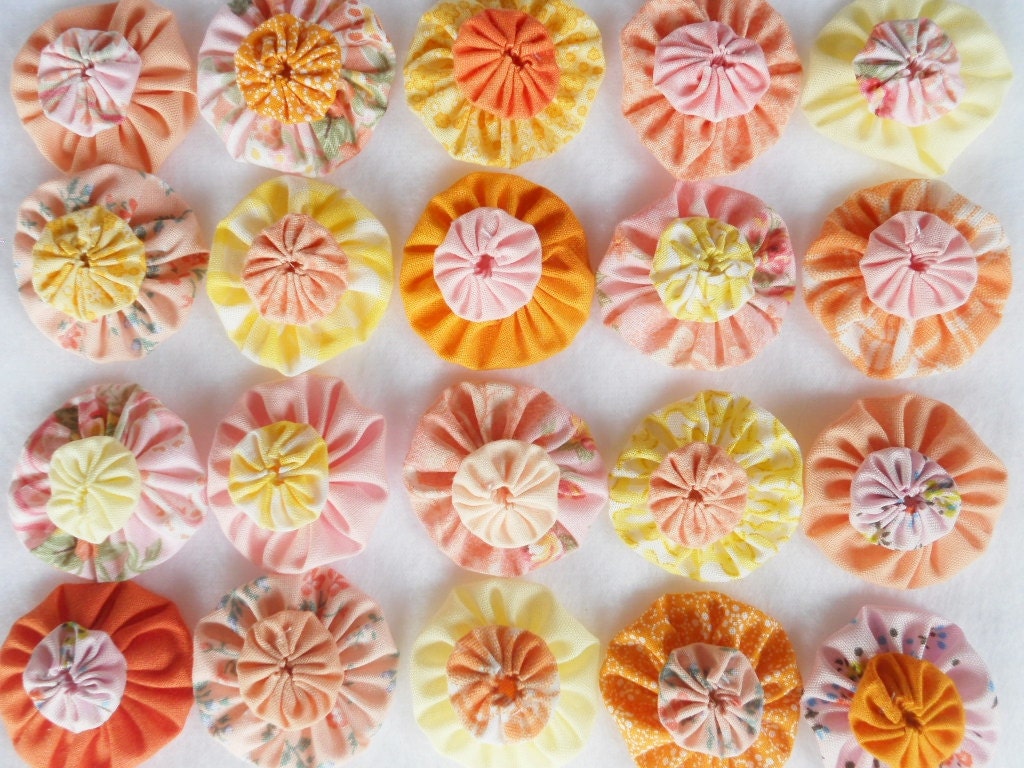 Fabric Flowers 40 Pinwheel PASTEL Cupcake Candy Toppers Clip Bobby Pin Barrette Card Making Scrapbook YoYo Quilt Headband Embellishment