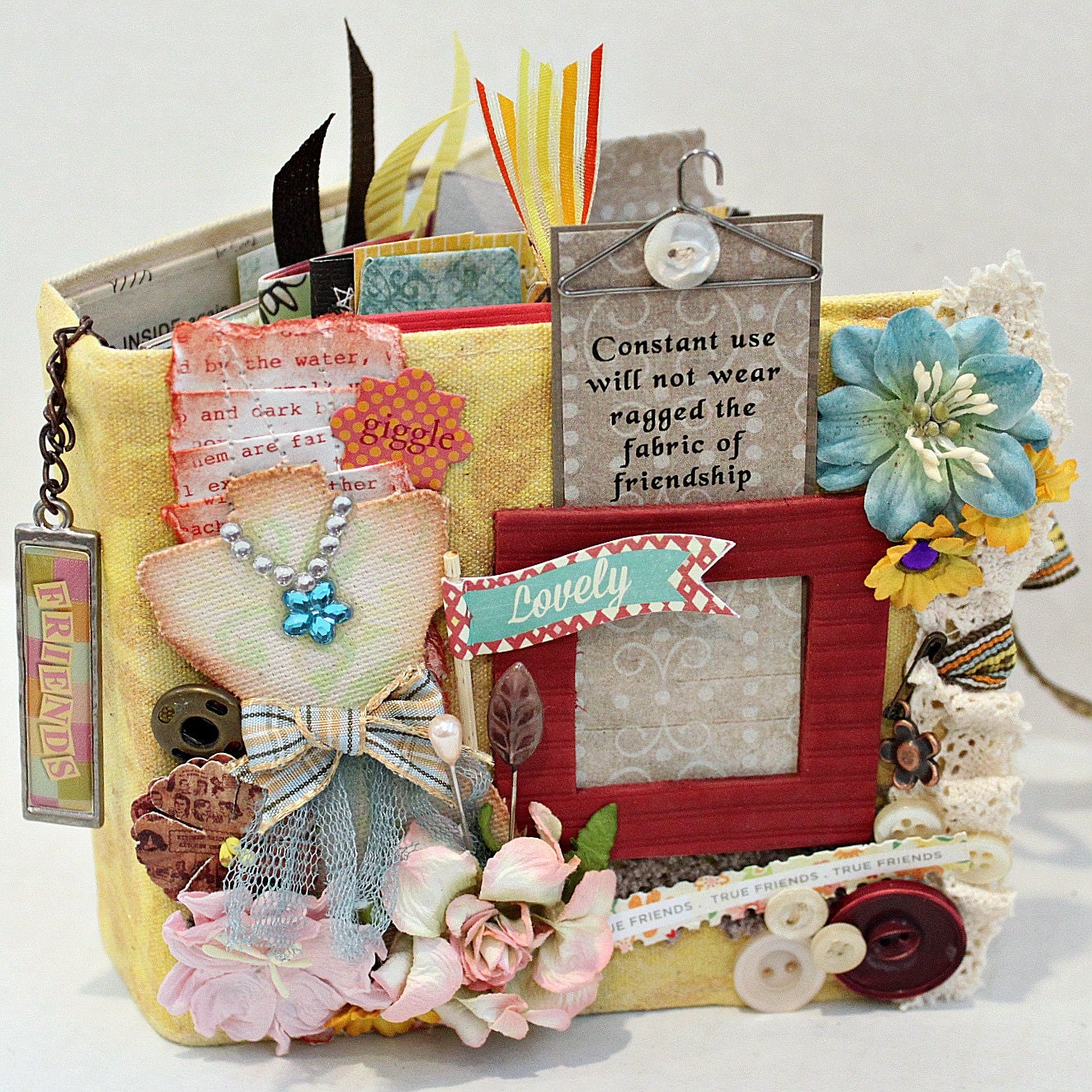 FRIENDS Canvas Cover 3-Ring Binder Chipboard Scrapbook Album
