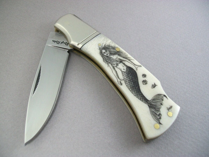 Mermaid Scrimshaw Lockback Pocket Knife