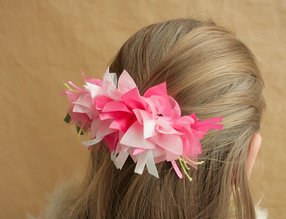 Wedding set: Bridal comb and Bridegroom boutonniere ---handmade in hawaiian style