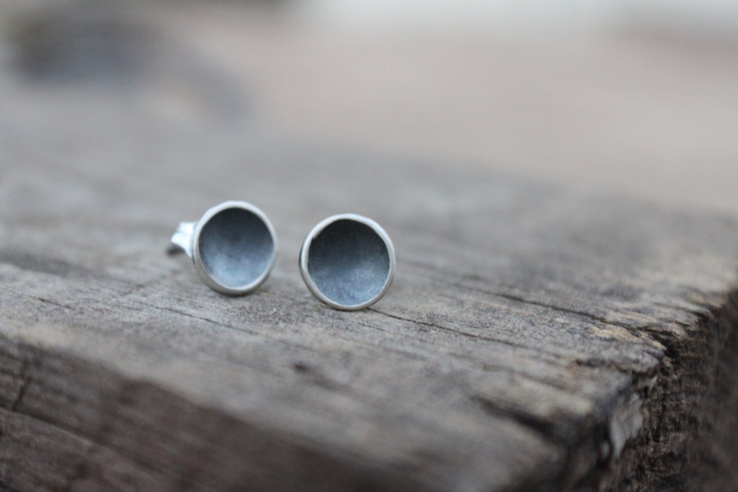 Raven Posts- Small Pair