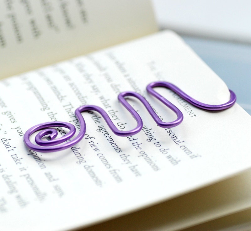 Wire Bookmarks, Colorful Bookmarks, Squiggle Bookmarks, Set of 3, Book Lover Gift, Teacher Gift, Metal Bookmarks, Purple, Pink, Red
