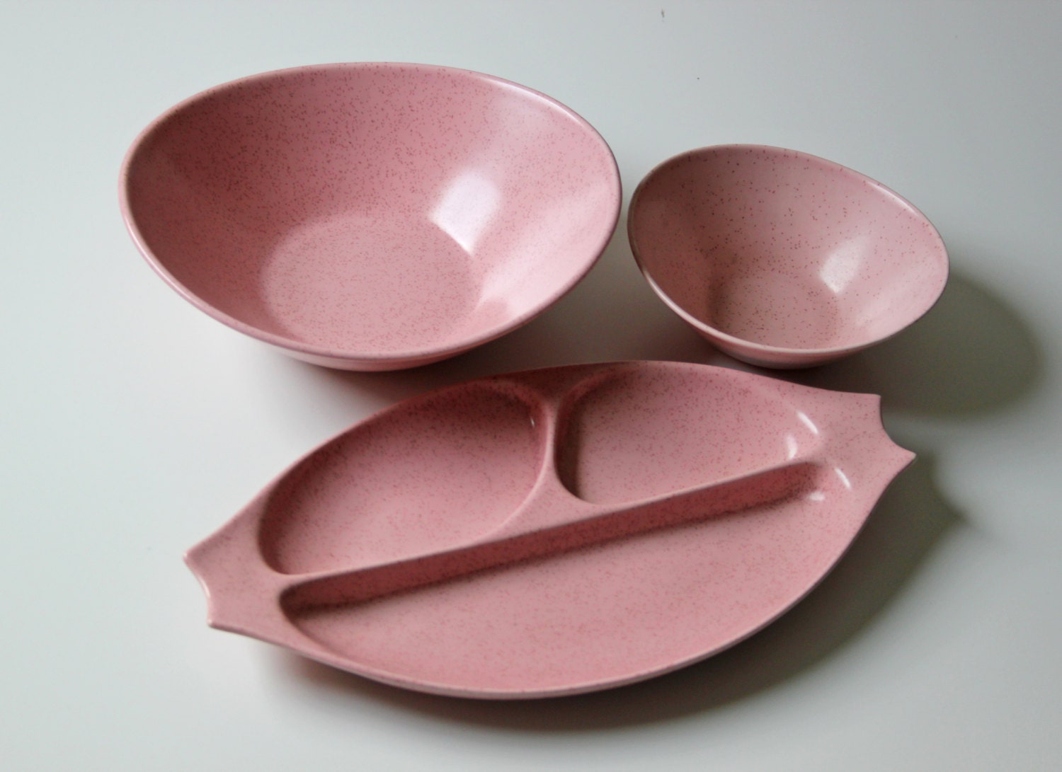 modern pink ceramic serving dishes, bowls, divided platter