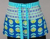 NEW Color Me Retro Zipper/Key Clasp Vendor Apron