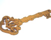 Shabby Cottage Chic Cast Iron Skeleton Key