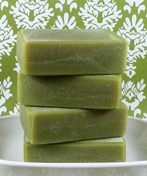 GREEN APPLE Cold Process Soap with Olive Oil and Shea Butter - VEGAN