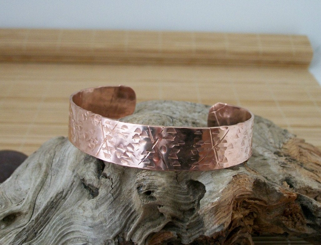 Hammer textured and polished metalwork copper cuff - copper jewelry - copper bracelet