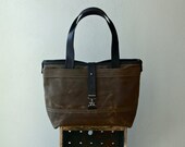 ready to ship - 1913 CLASSIC TOTE  -  medium - waxed canvas tote - fits a 13" laptop