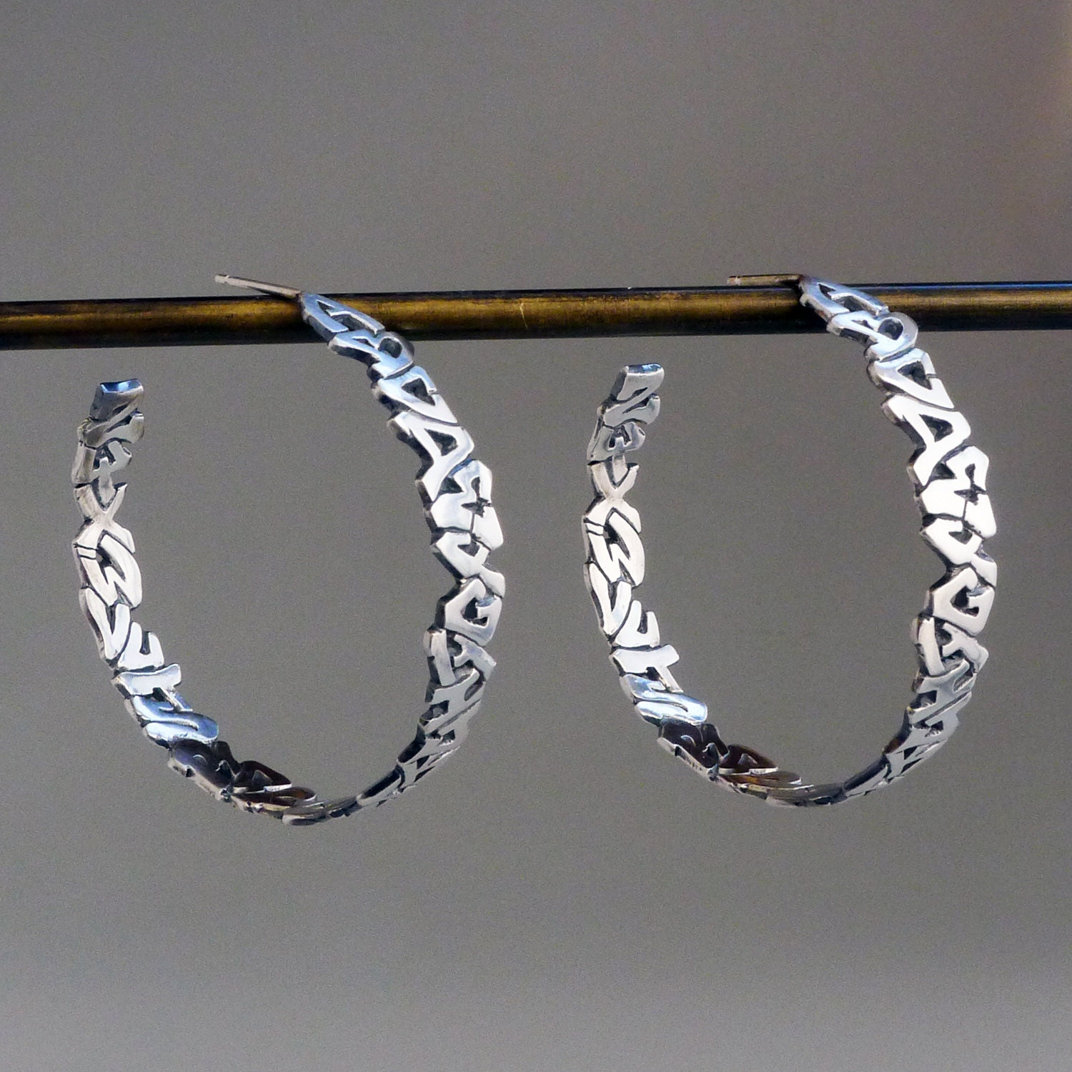 Graffilthy Hoops