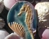Porcelain Scallop Shell Seahorse Focal