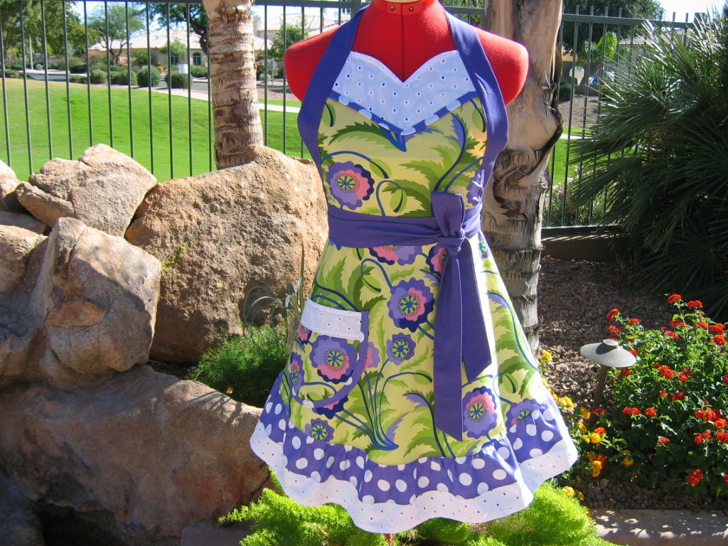 Lolita Apron - Sweetheart, Womens, Handmade, Full,Sassy Apron -Jane Sasssaman Early Birds Prairie Poppy Plum