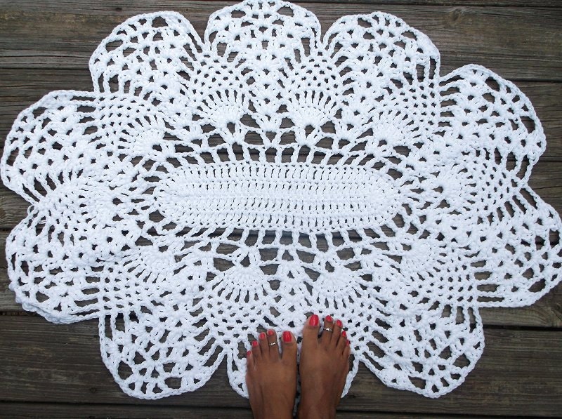 Oval Pineapple Pattern Shape Rug in White Cotton Crochet 29" x 37" READY TO SHIP