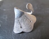 FLOR de LOTUS // Sterling silver ring