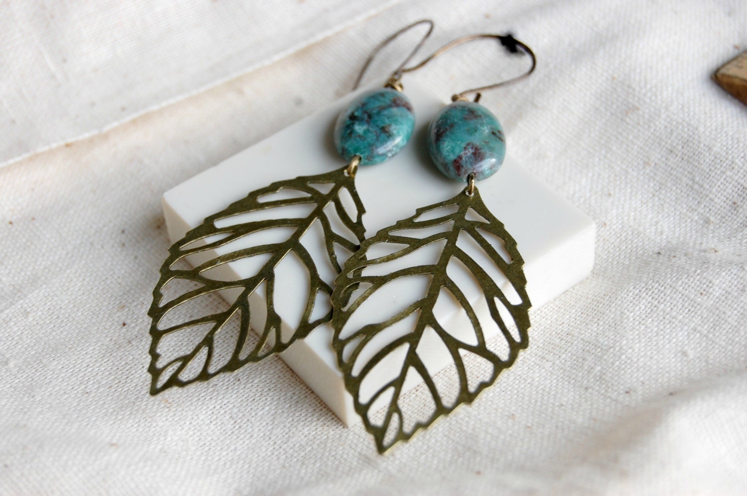 Bohemian leaf dangle earrings