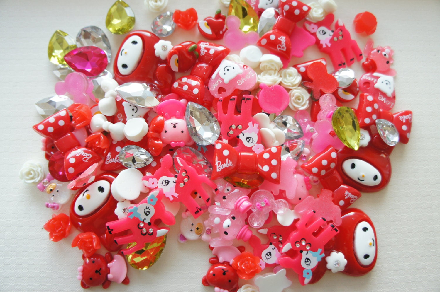 12 pcs Assorted Red Cabochon Set No.21