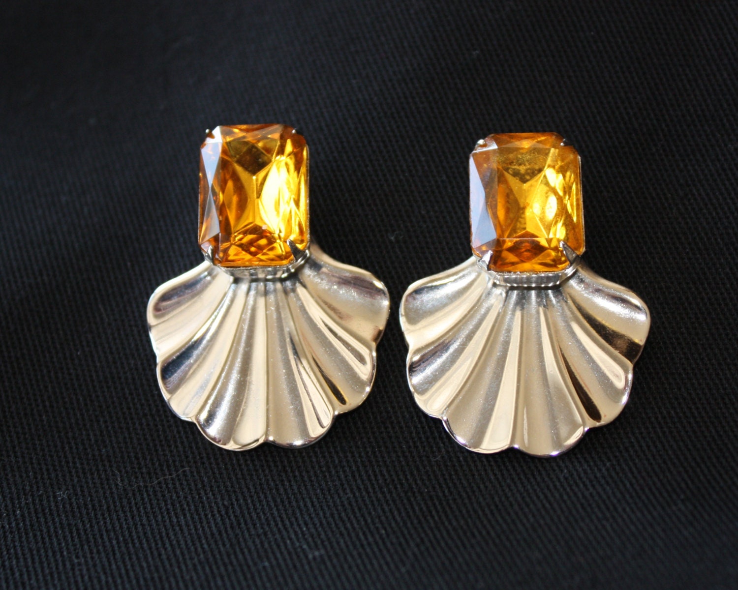 Vintage Big Yellow Stone Silver Fan 1980s style Pierced Earrings