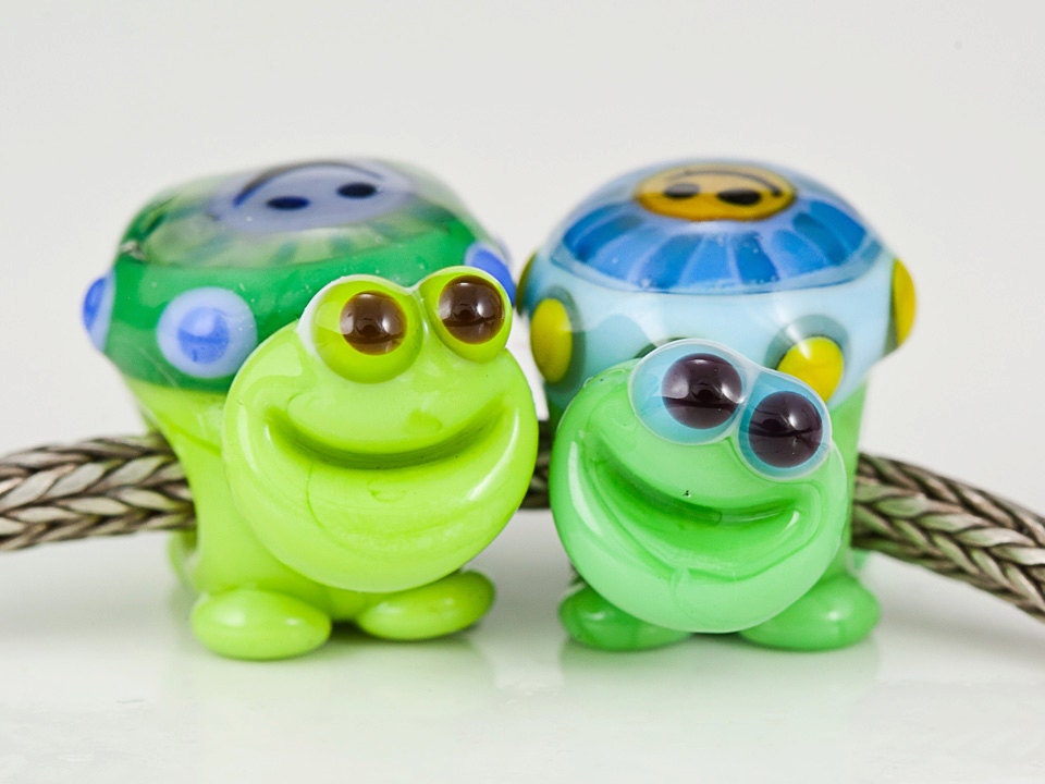 Happy Turtle Lampwork Big Hole Bead - Smiley