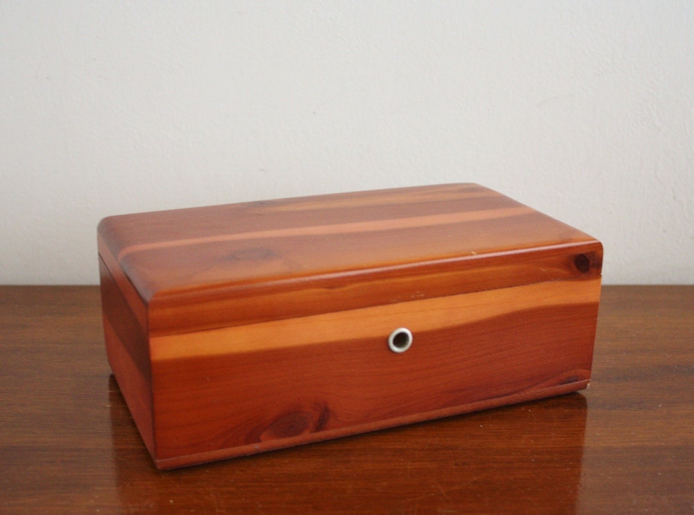 Vintage wooden box, Lane