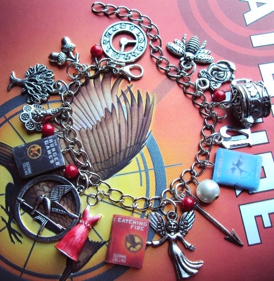 NEW ADULT SIZE HungerGames Books Fringe Charm Bracelet