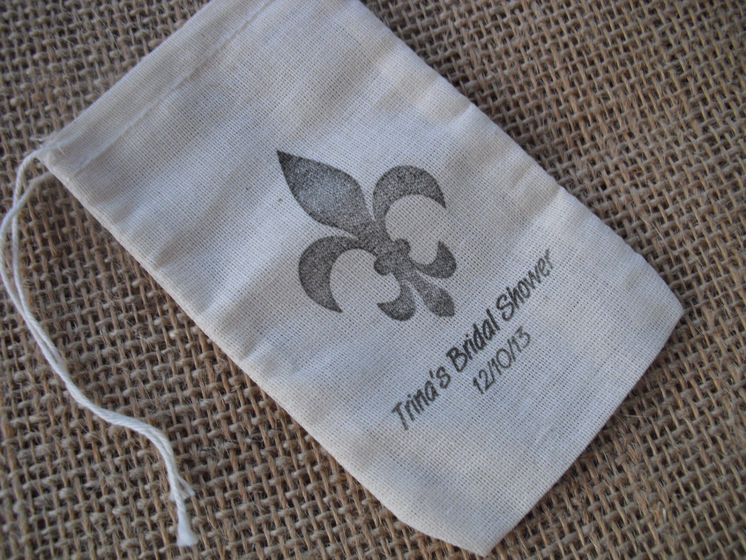 Personalized Vintage Style Fleur de lis Wedding Shower Muslin Favor Bags Gift Bags or Candy Bags 3x5 - Item 3M1175