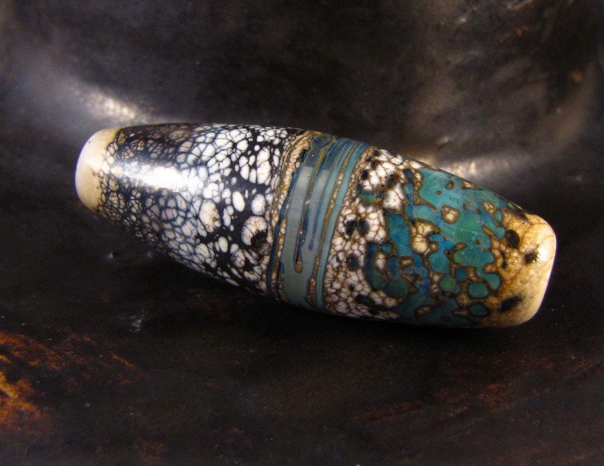 Lampwork organic focal bead - Between the Layers