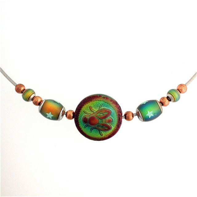 Bee Necklace Like Wow Thermal Color Changing Beads. 16 1/2 inches