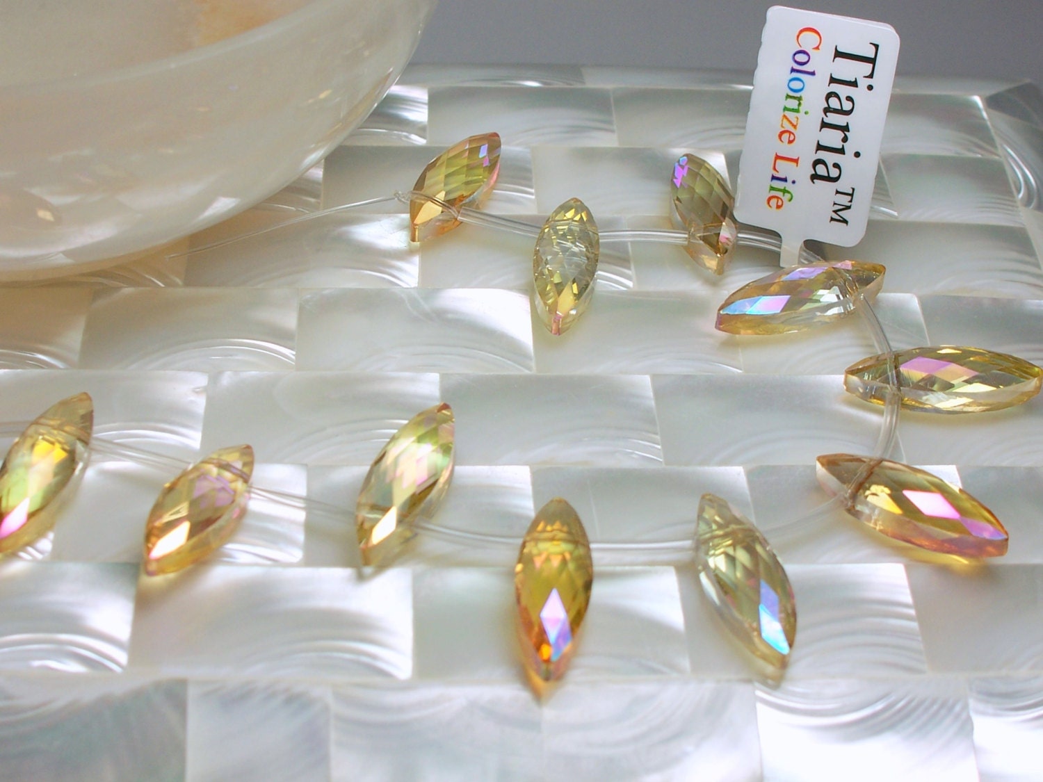 Chinese Glass Spindle/Teardrop Bead Strand Iridescent Light Gold 12pcs