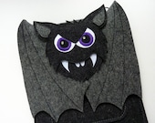 Vampire bat iPad sleeve