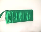 Pleated Clutch (choose colors) Monogram available- Bridesmaid gifts, bridesmaids wristlets, bridal bags, purse, wedding party