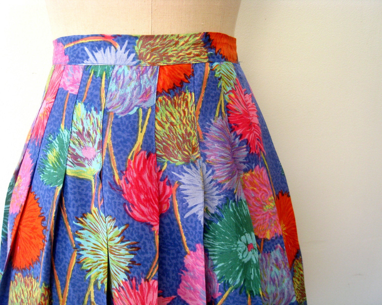 Floral Skirt // Full Floral Skirt // Summer Mum Blossoms