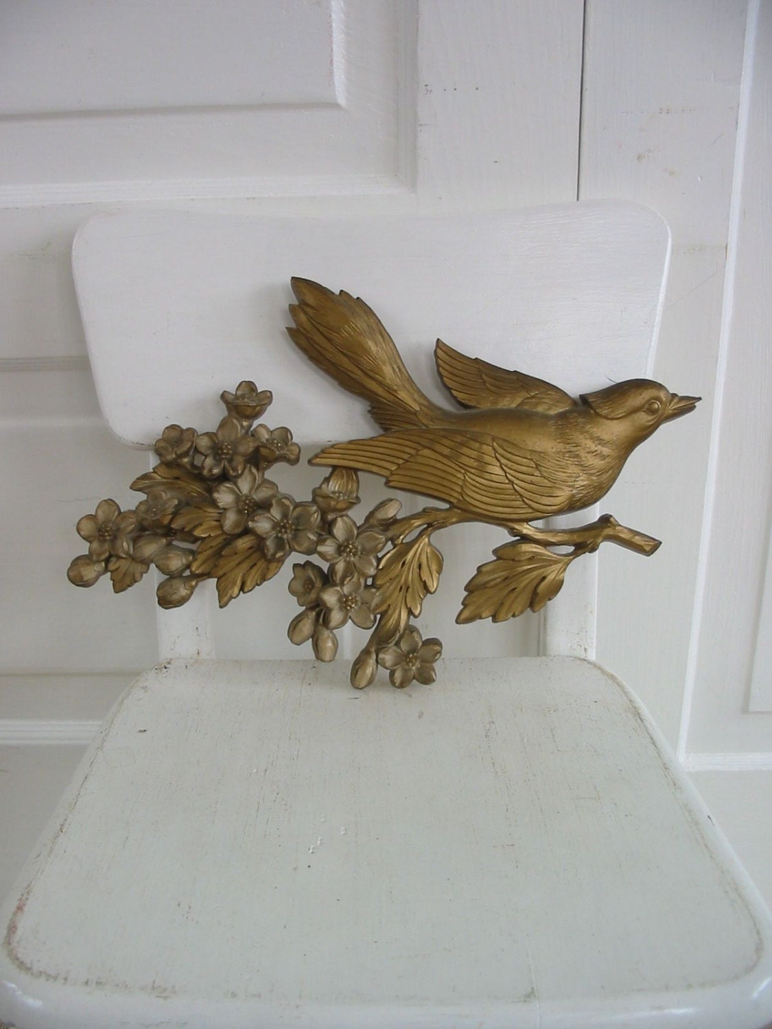 Vintage Bird Art Wall Hanging Spring Flower Gold Plastic