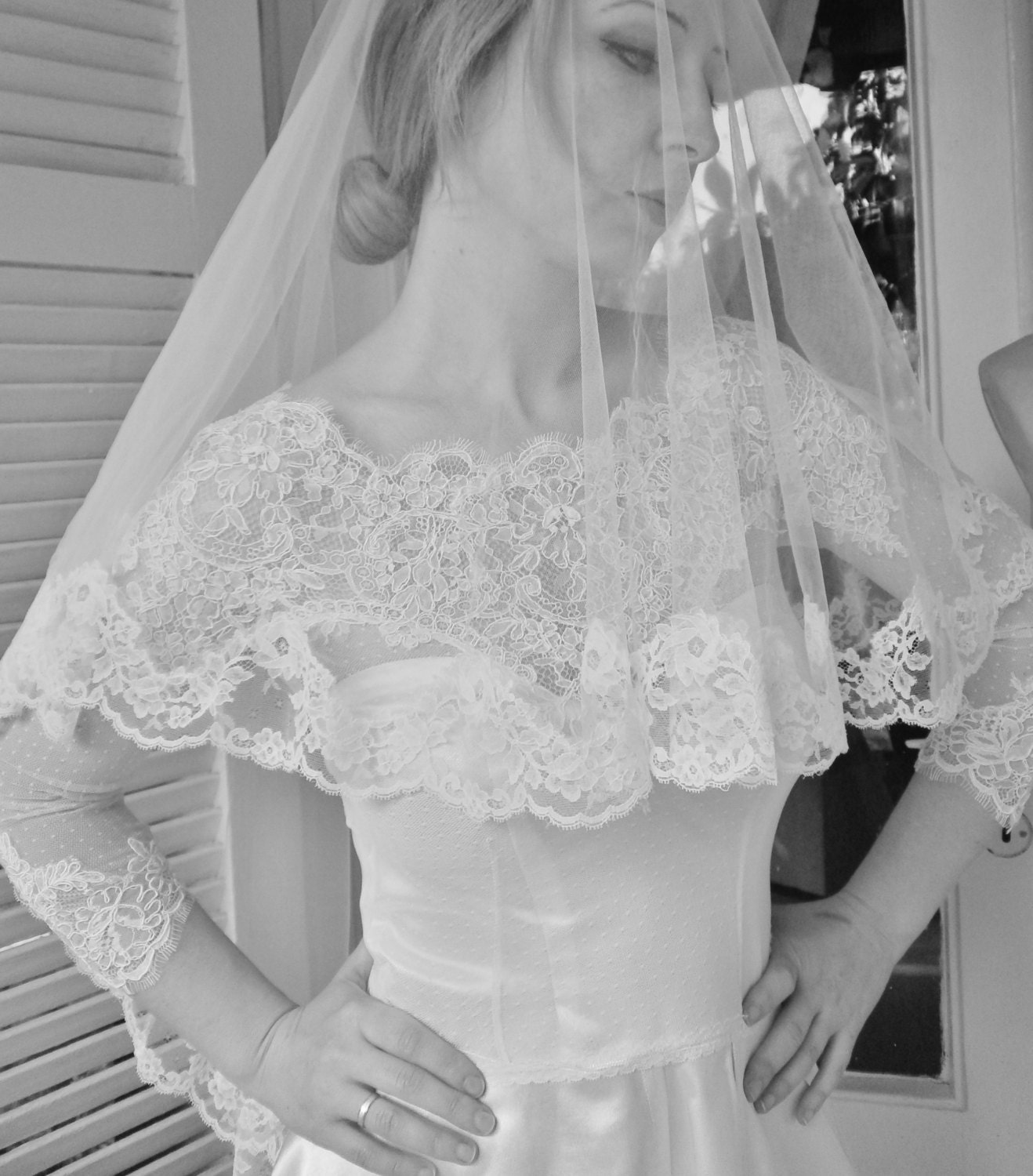 Fifth Element IVORY wedding veil with Beautiful French lace edges ivory mantilla veil ivory lace veil ivory tulle veil