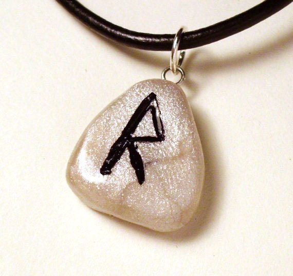 Journey Rune Necklace - Raido