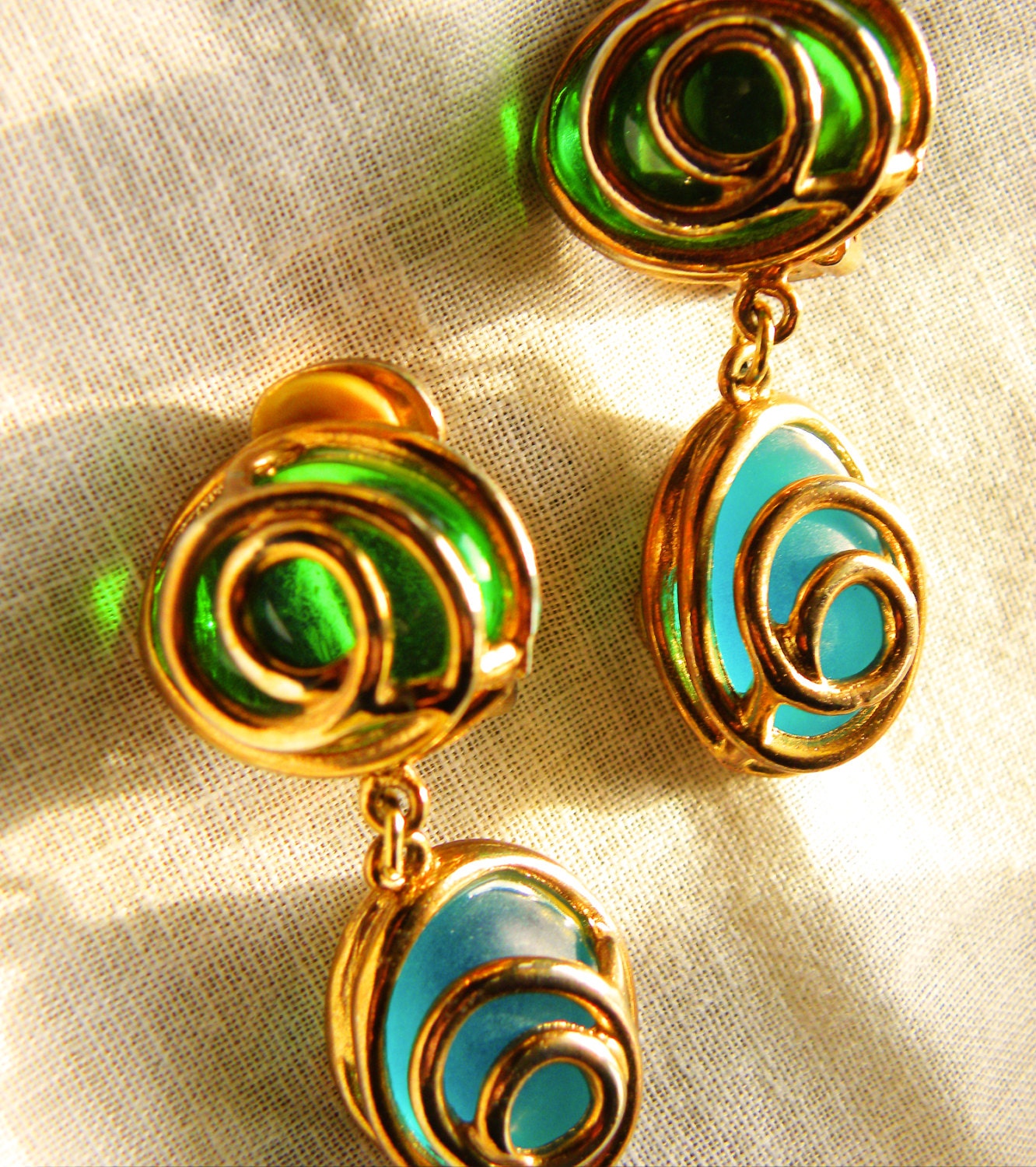 Pair of Green Aqua Glass Dangle Earrings Gold Tone Clip on1980s Mirror Backs, Shipping Included