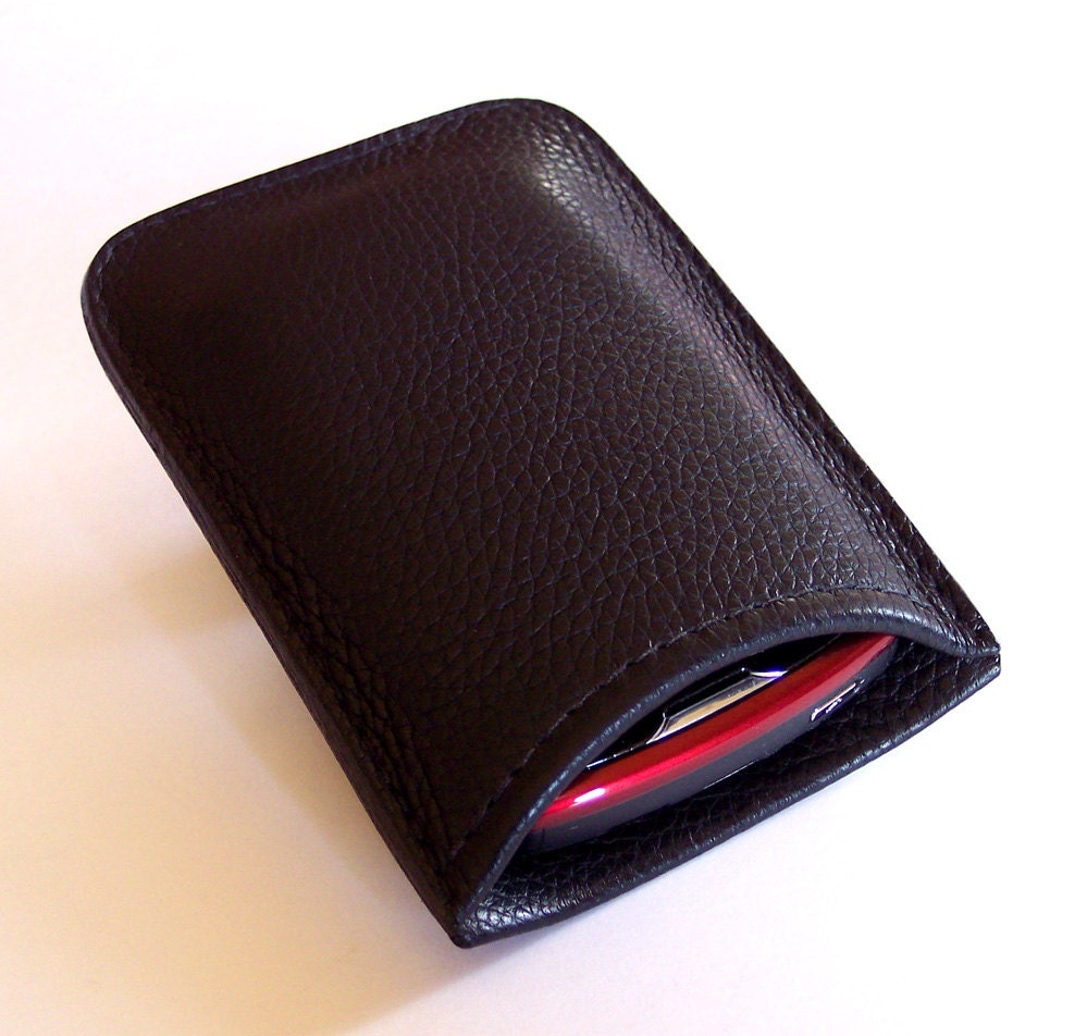 Leather BlackBerry Bold or Curve Case (All 9000 Series Phones) - Pebble Grain Black Leather Phone Sleeve