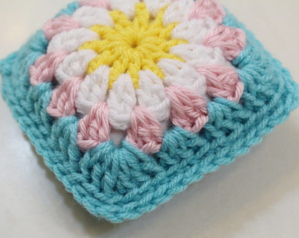 crochet pincushion