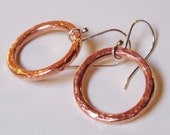 copper earrings - hammered shiny copper hoop earrings with sterling silver ear wires - mixed metal jewelry - artisan jewelry - made to order