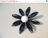 Summer Sale Vintage Daisy Pin Brooch Black Scarf Pin
